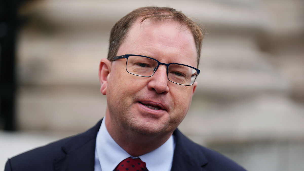 Public sector strike can be avoided, says minister