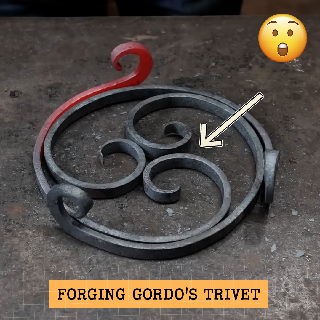 Forging a balanced scroll trivet