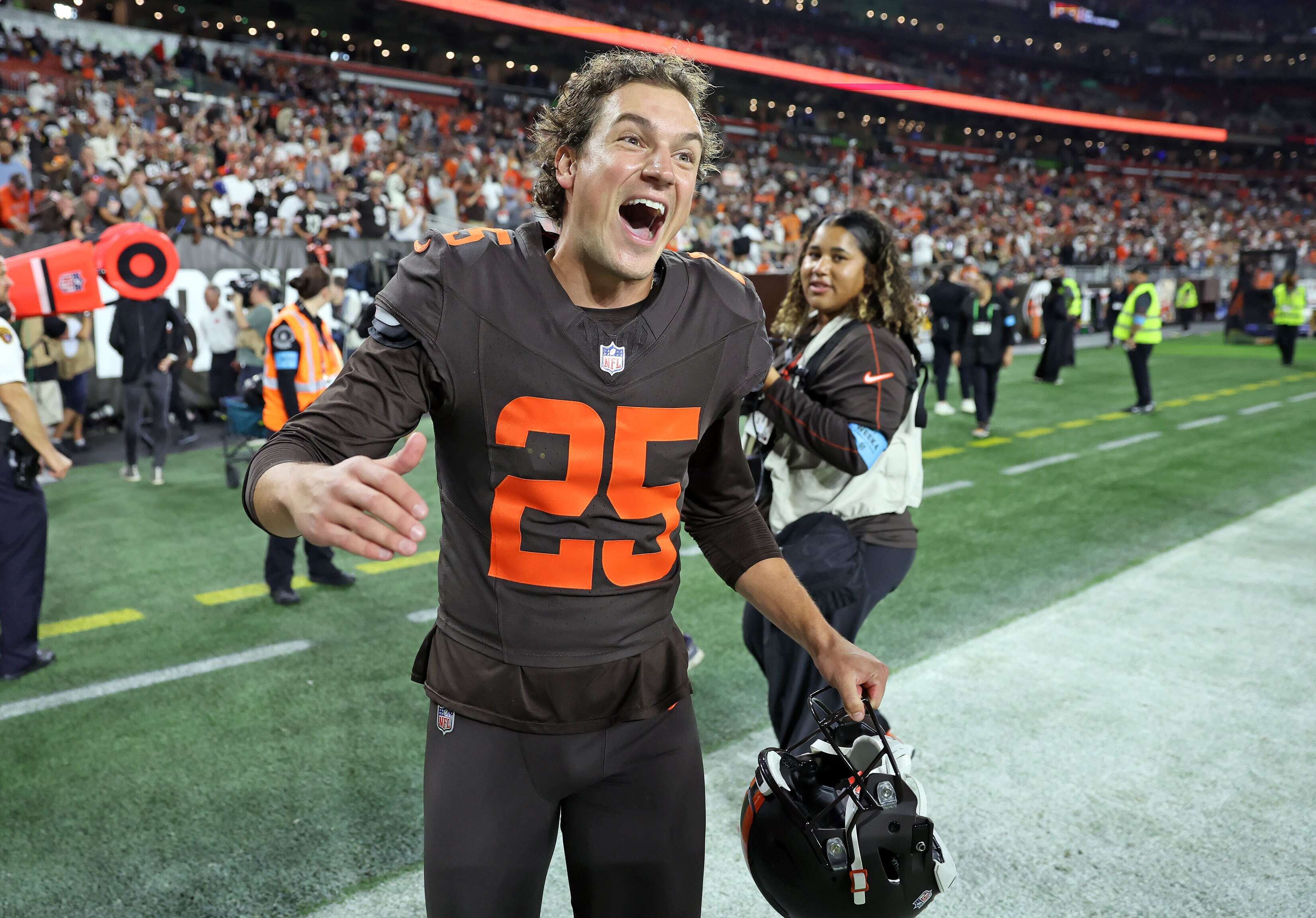 How to watch Cleveland Browns football game for free today