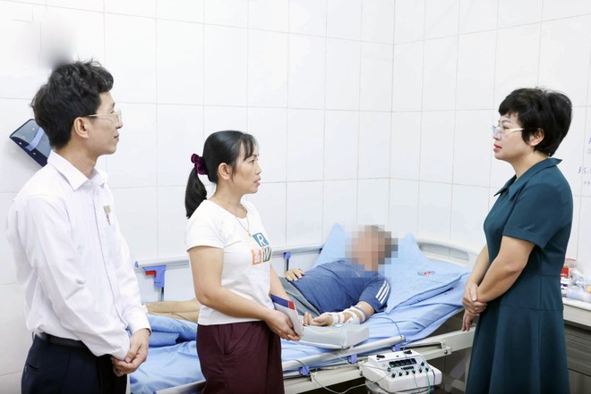 Vụ 3 mẹ con bị sát hại ở Đồng Nai: Gia đình nạn nhân gửi thư cảm ơn y bác sĩ cứu sống người chồng