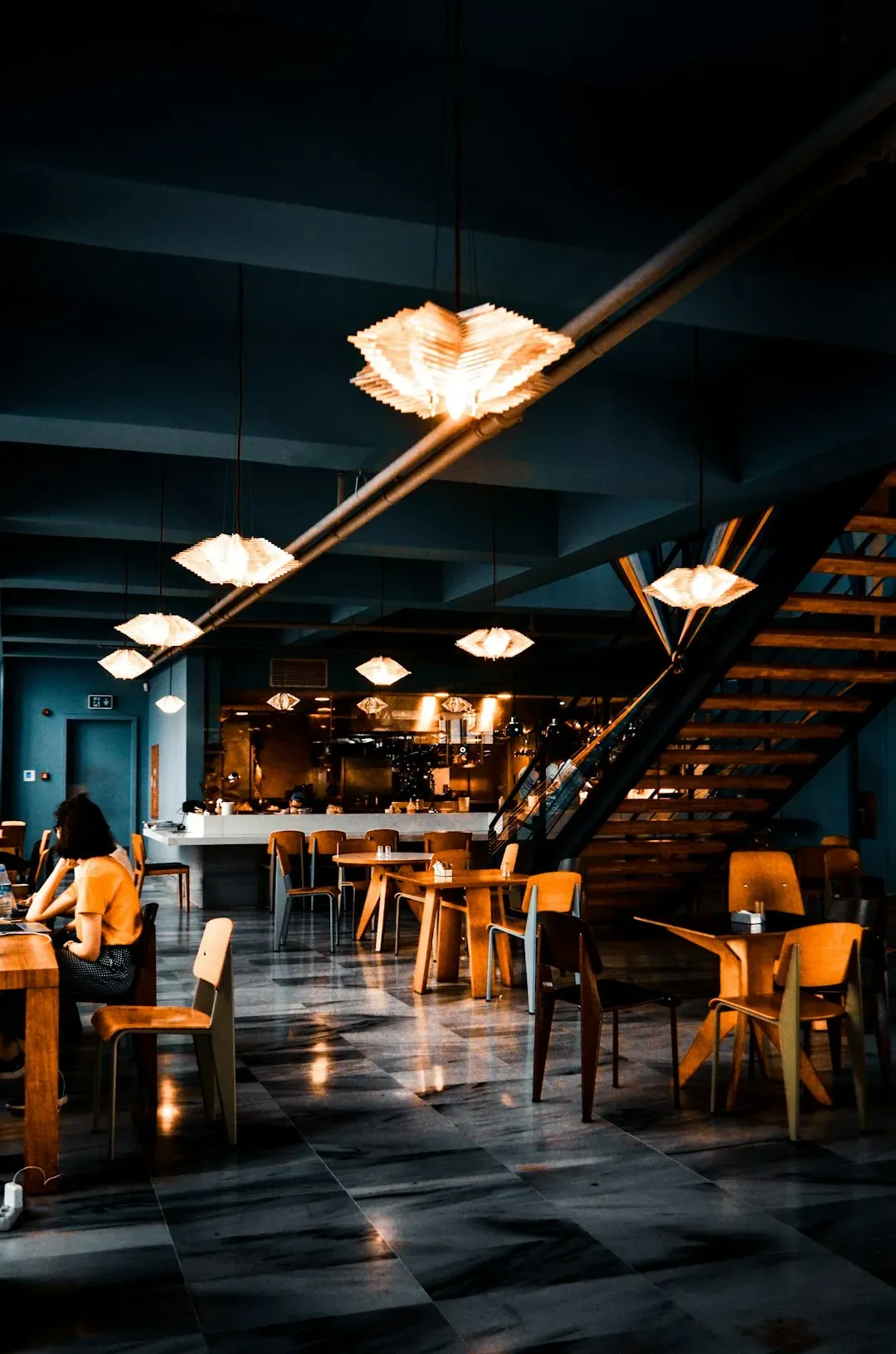 How restaurant lighting can influence what you order