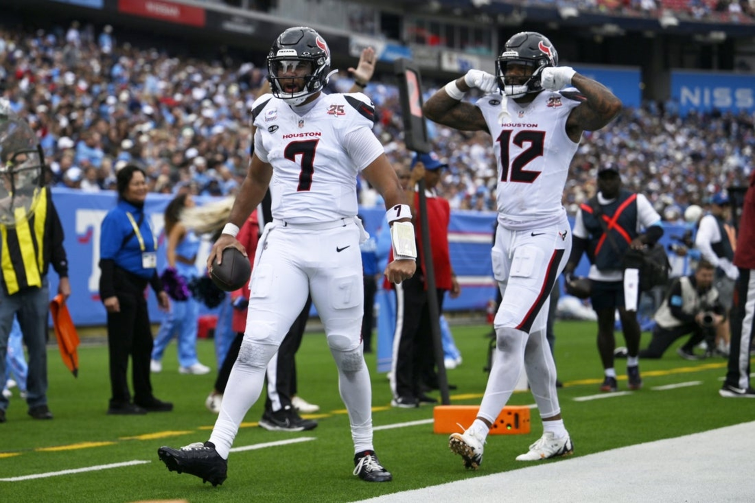 Texans take down Titans for first win of 2026