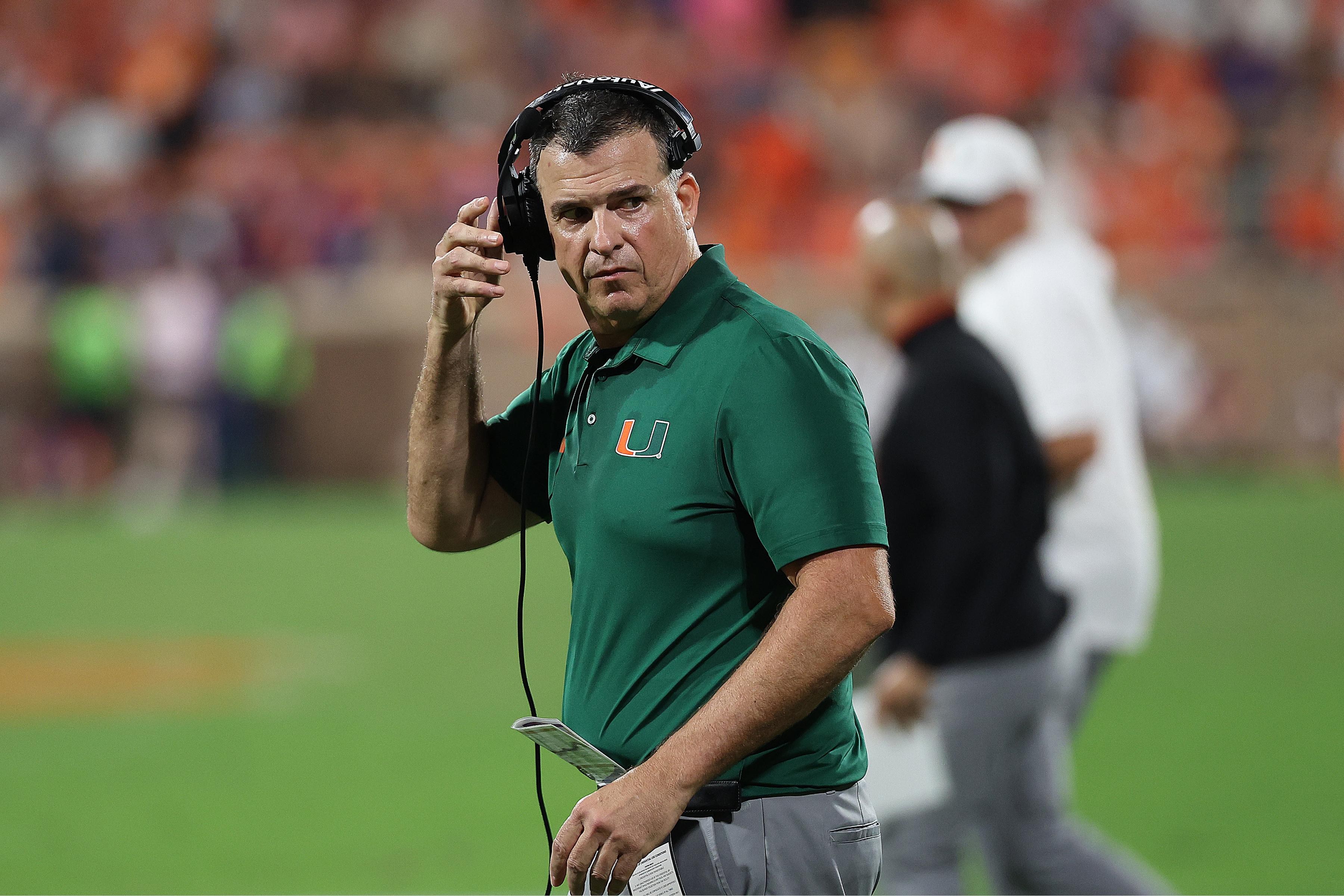 Miami Hurricanes move up in the polls after bye week