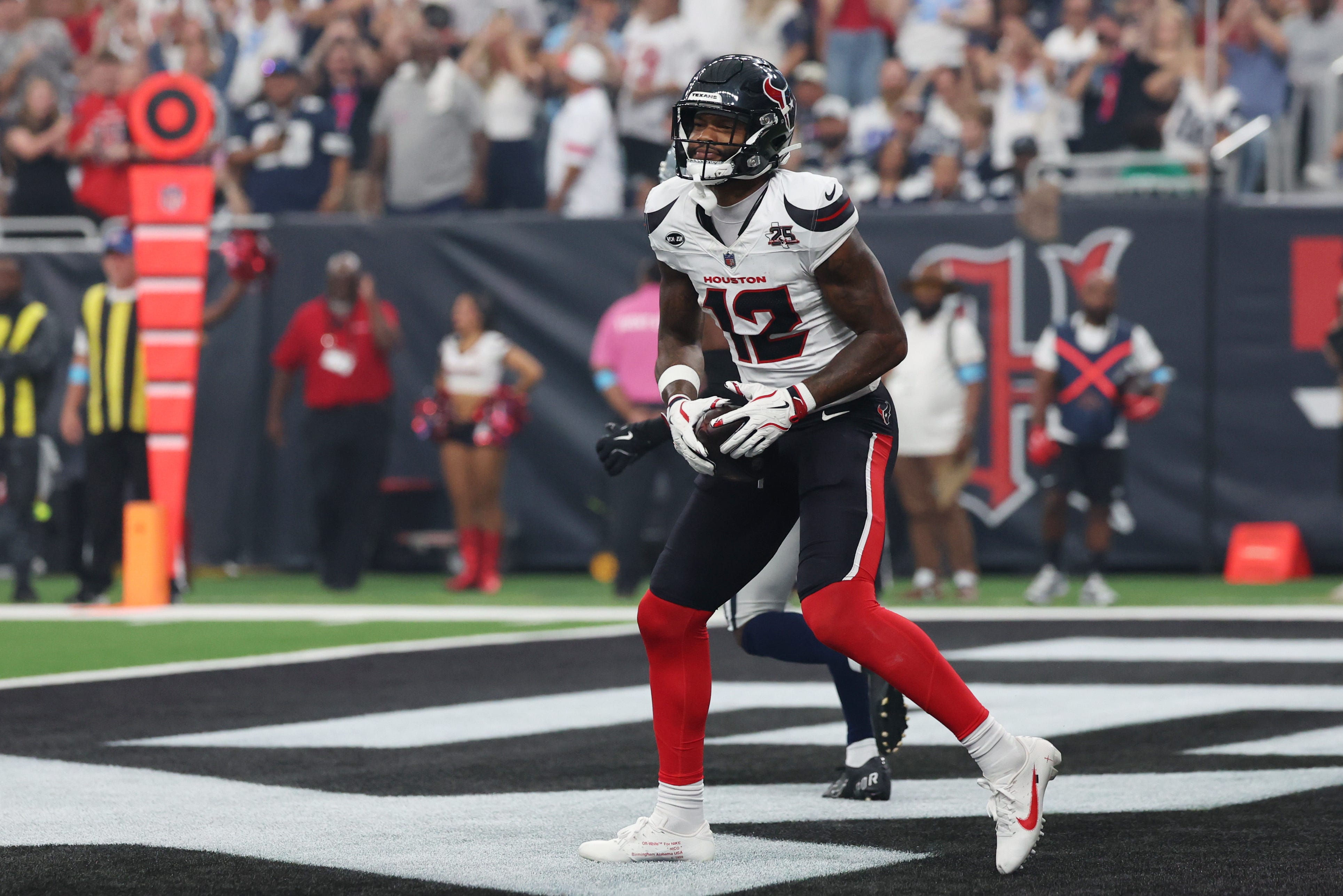Five receptions for Nico Collins