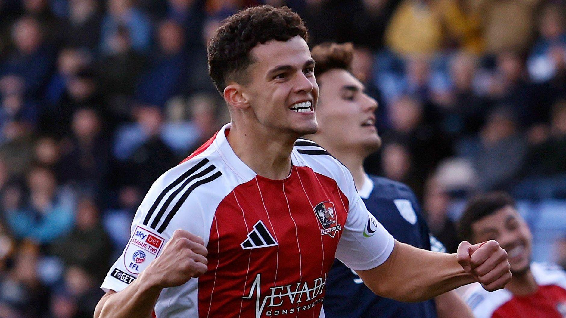 Cox helps Exeter get rare away win