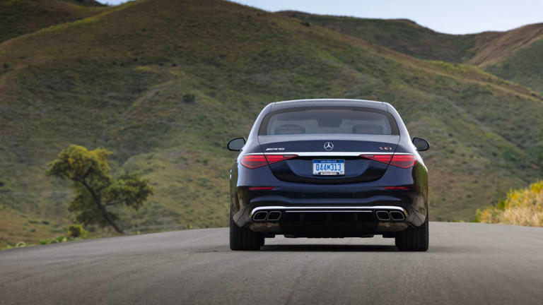 Mercedes recalls over 30,000 S-Class cars over brake fluid leak risk