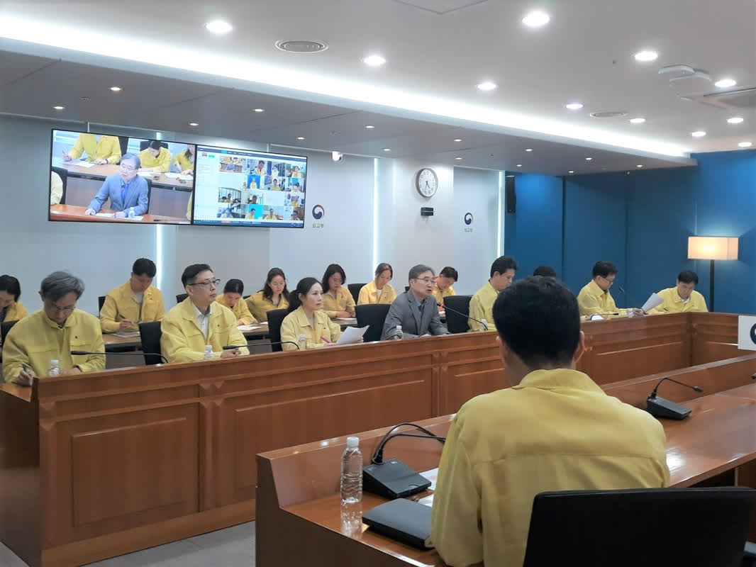 사우디 여행경보 3단계 상향 조정…조현 장관 중동 안전대책 점검