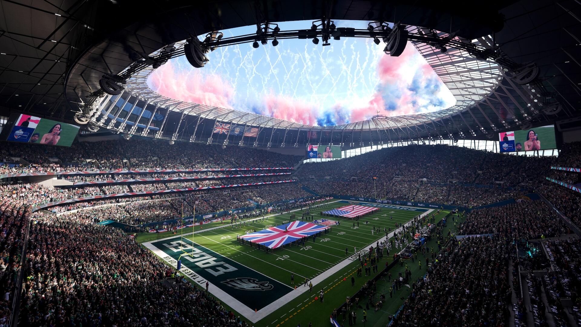 Eagles and Jaguars wild start in London: Two players ejected, 90-yard ...
