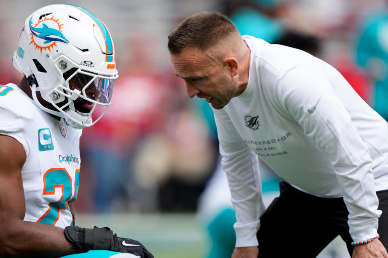 Jordyn Brooks injury update: Dolphins linebacker returns to field
