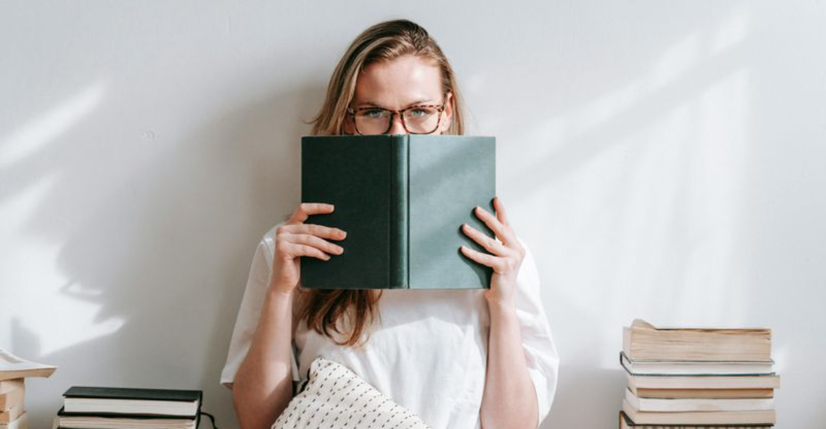 9 'lazy' habits that are linked to higher intelligence