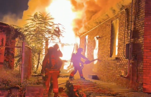 LFD: Investigation underway after fire damages vacant building in Portland