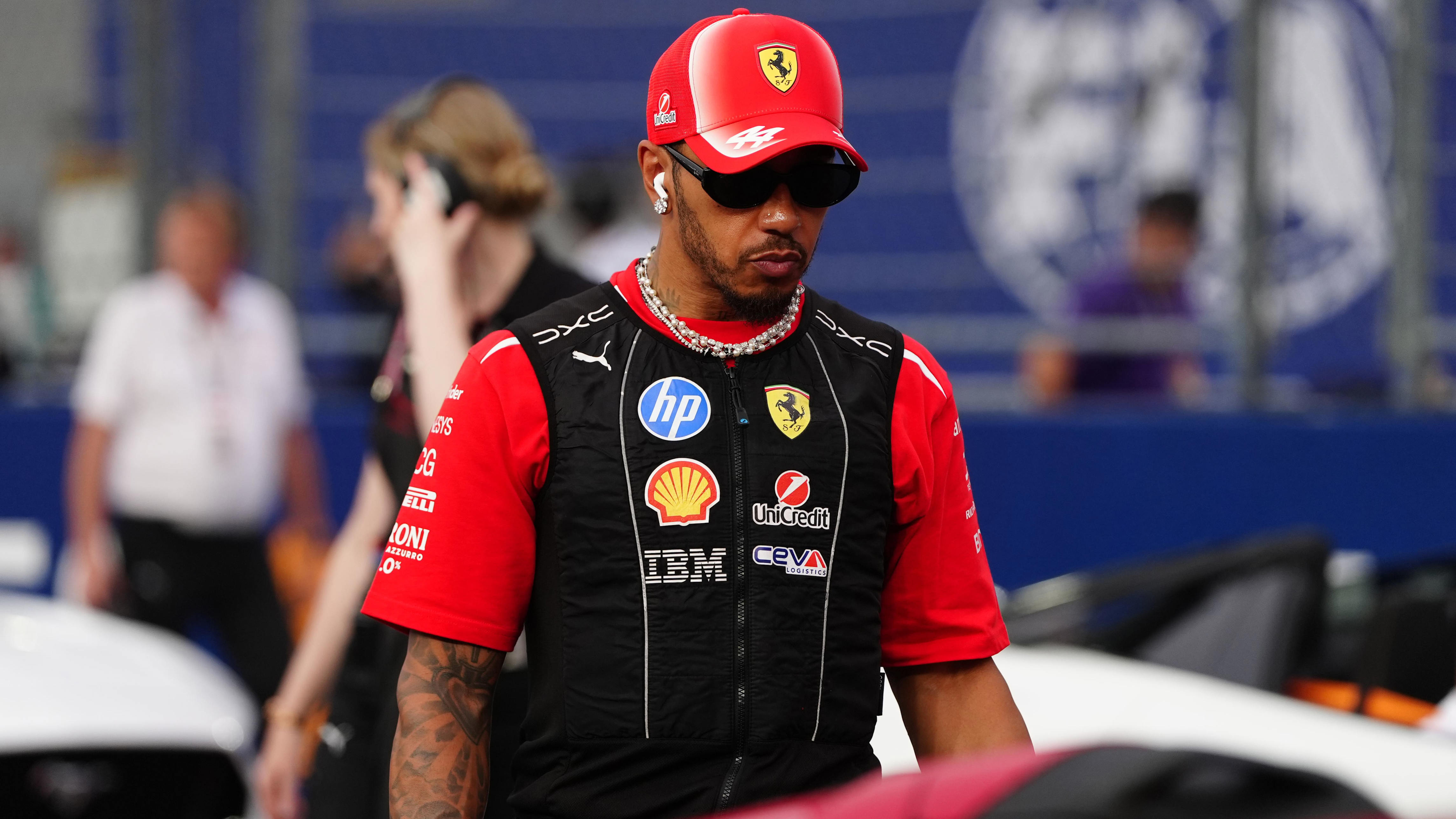 Lewis Hamilton says 'sorry' to Ferrari after strategy call backfires