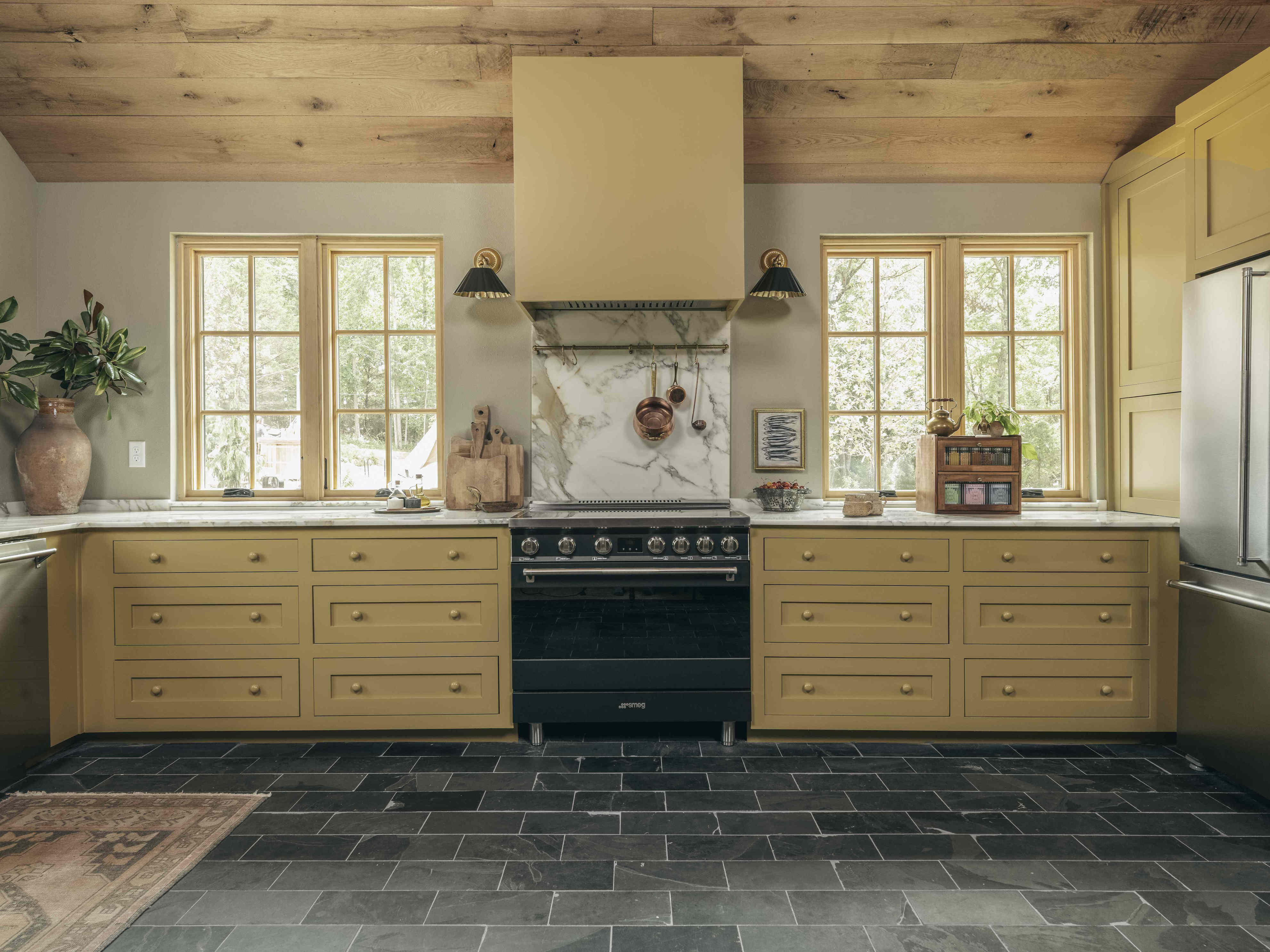 Designers say this kitchen trend instantly makes guests feel more welcome