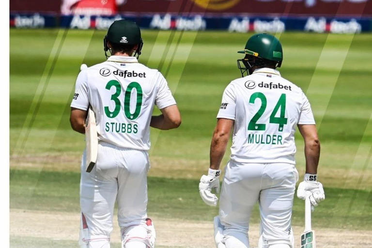 Only bad light could come to Proteas’ rescue against Australia