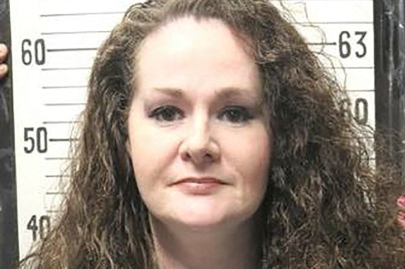 Christa Pike's three choices - lethal injection, electric chair or ...