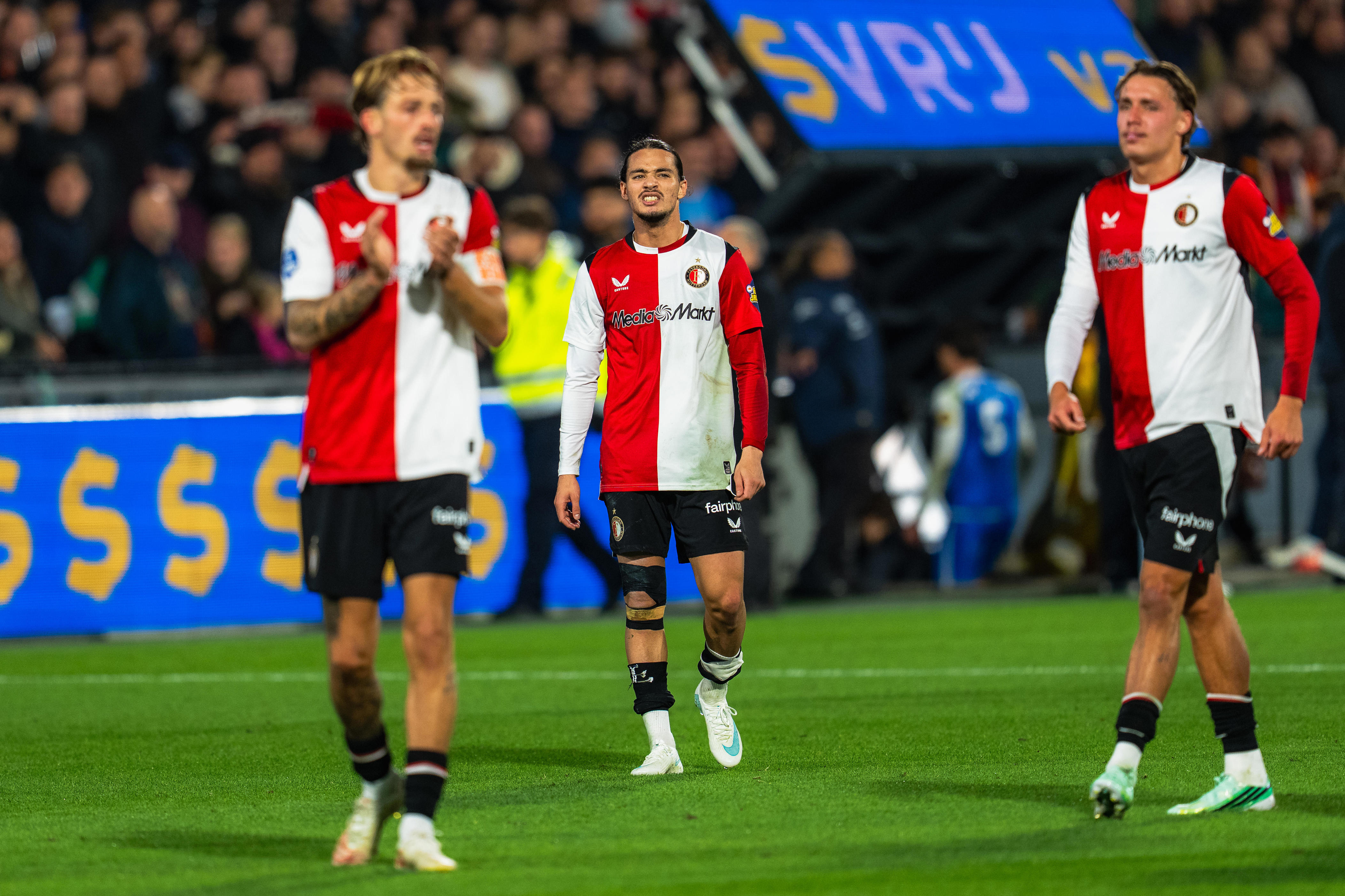 Vink wijst één wapen aan bij ontketend Feyenoord