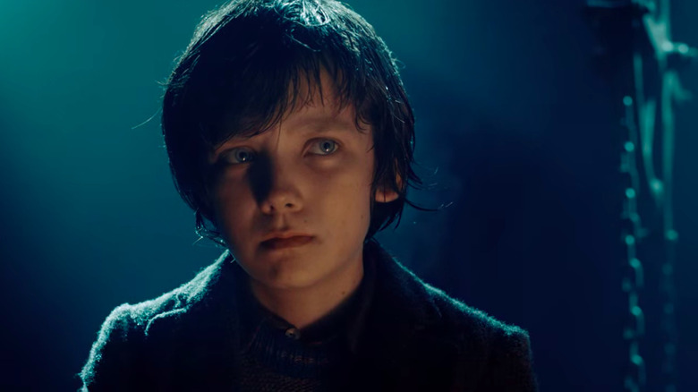 Things only adults notice in Hugo