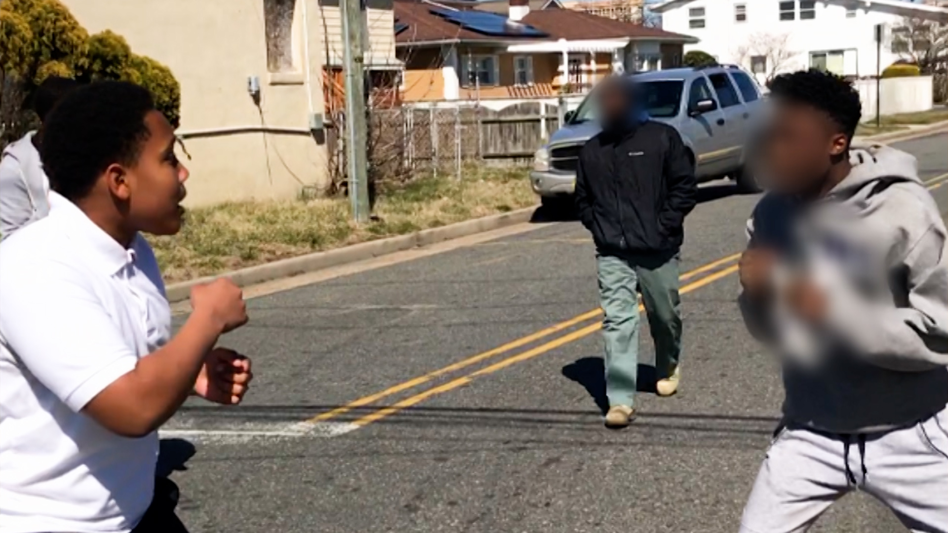 Stranger stops teens' fight with lesson in respect | Neighborhood Wars