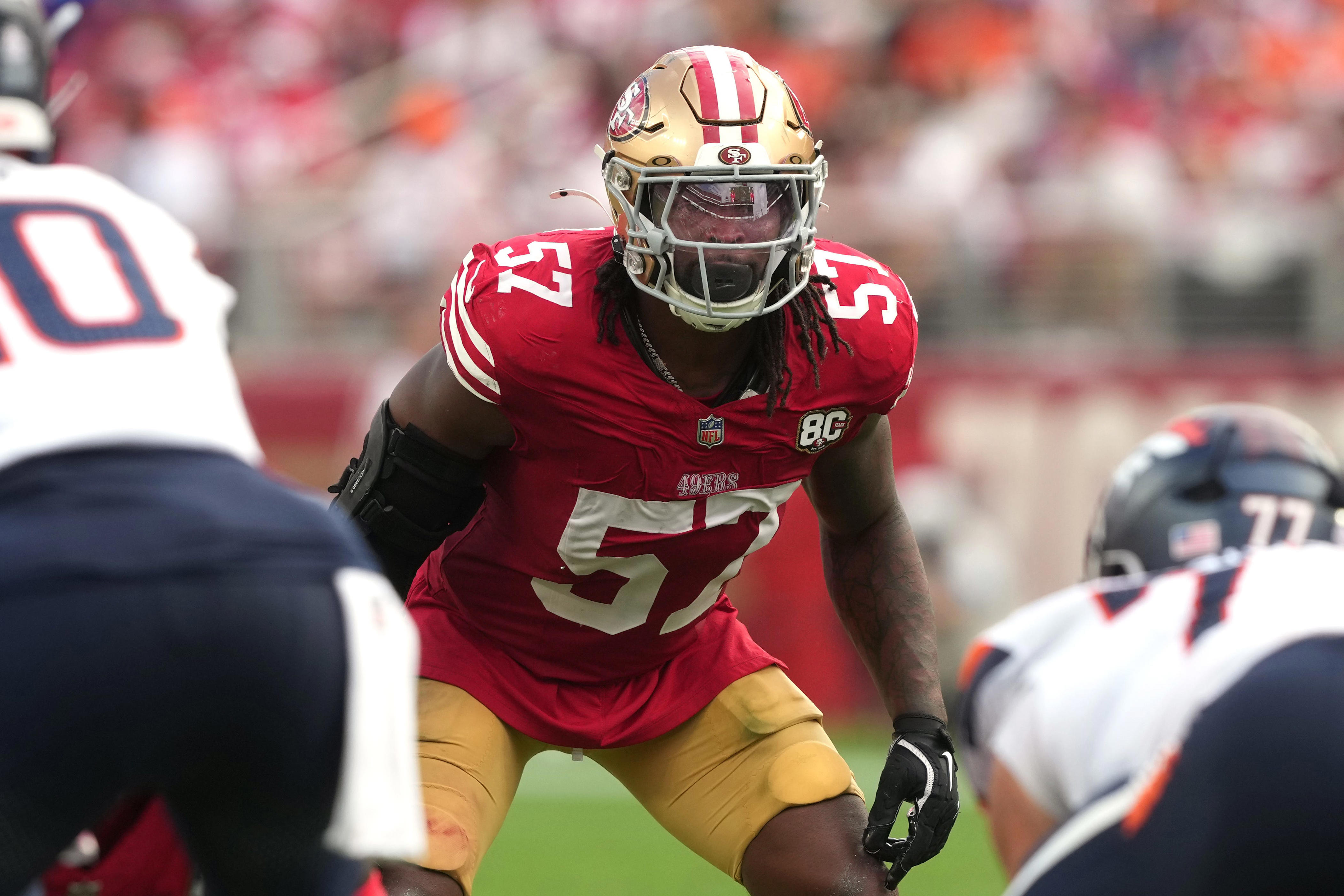 49ers LB Dre Greenlaw earns ejection after late hit leads to scuffle