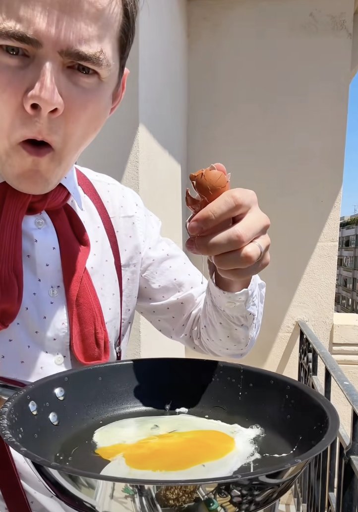 How to cook scrambled eggs in the heat?