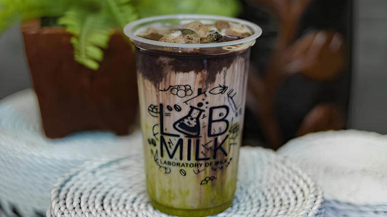 What is black matcha, the trendy new Gen Z coffeeshop obsession?