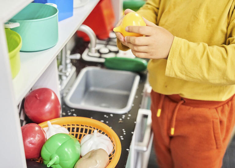 Parents driving up sales of screen-free toys this Christmas, retailers ...