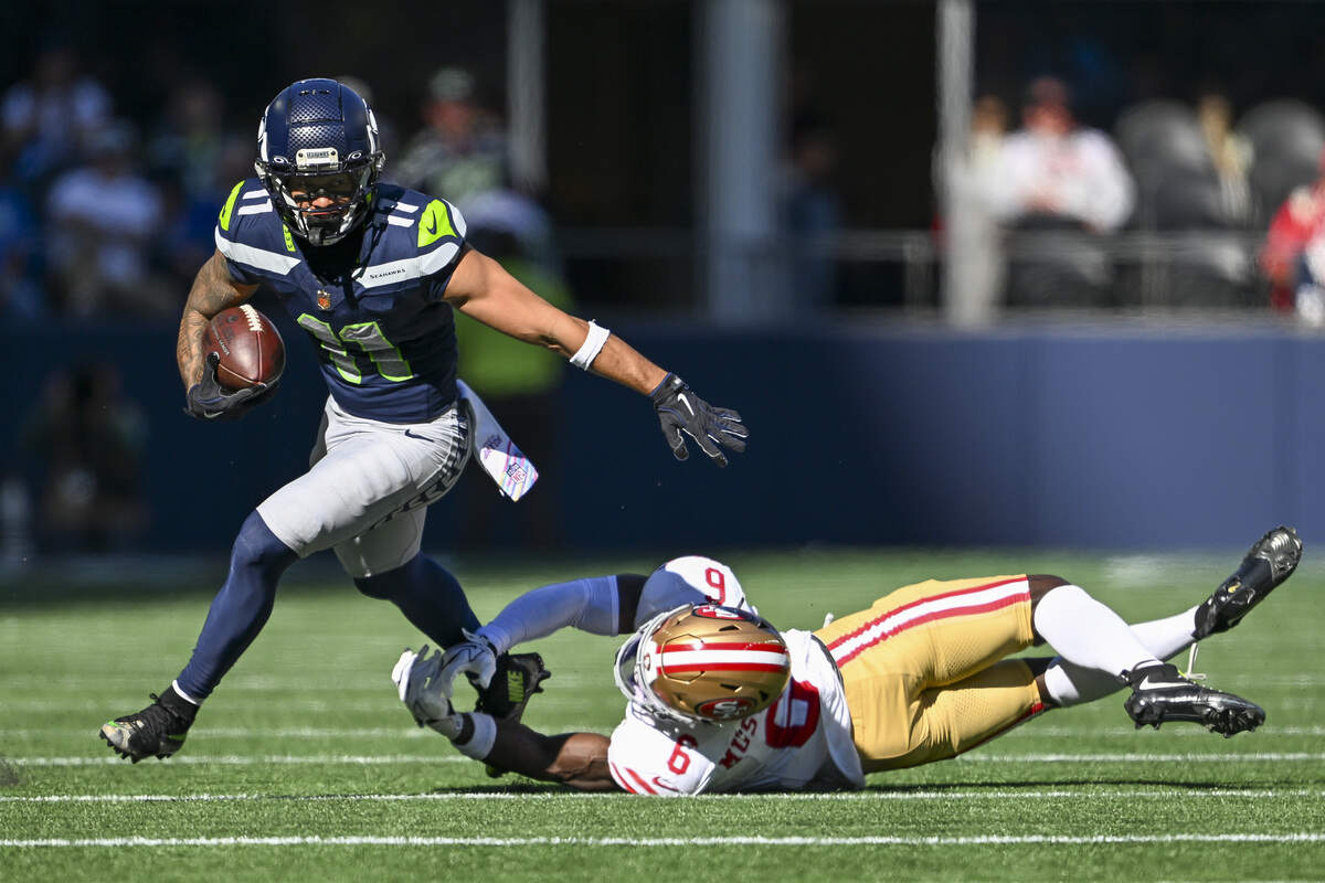 Four big mistakes early subvert Seahawks' rally late in 32-29 loss to 49ers