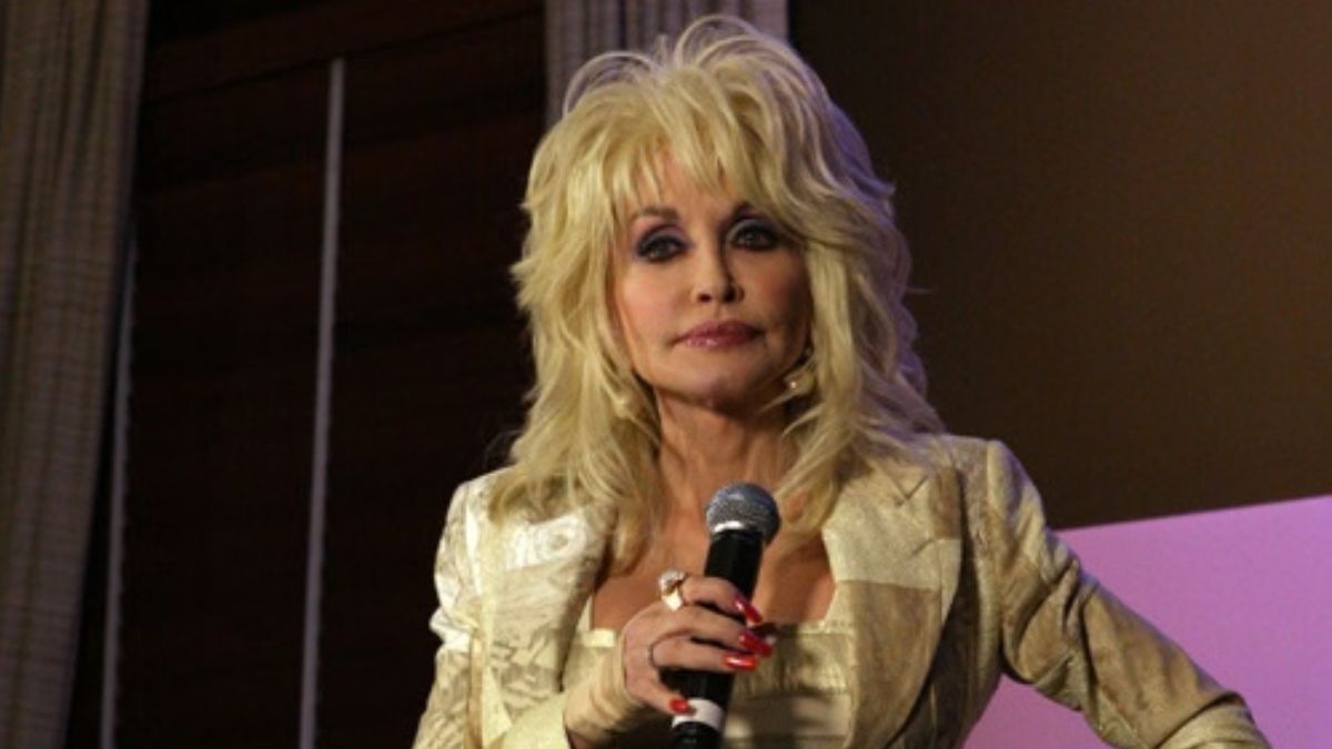 Dolly Parton died of a broken heart after husband Carl Dean’s death ...