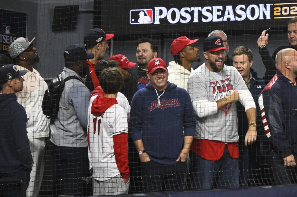 Travis Kelce attends Guardians’ ALDS clincher without Taylor Swift