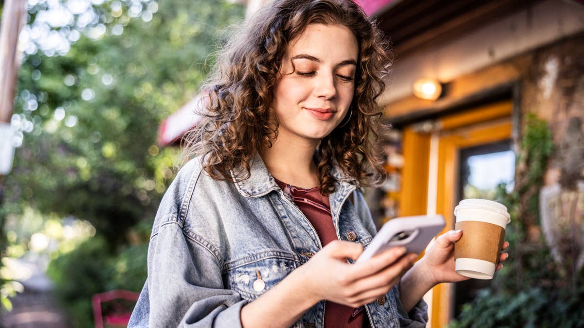 The meaning of 'ICL': The viral acronym for honest opinions