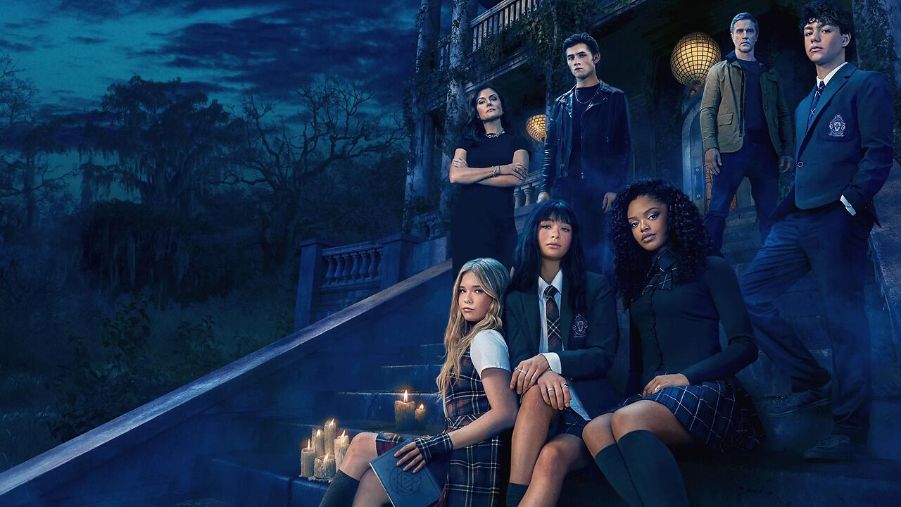 American Horror Story: How the iconic Coven Academy was rebuilt for ...