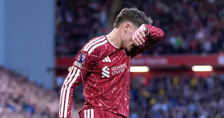 Florian Wirtz hizo que la pareja del Liverpool se volviera loca, mientras que Neville y Carragher no quedaron impresionados.