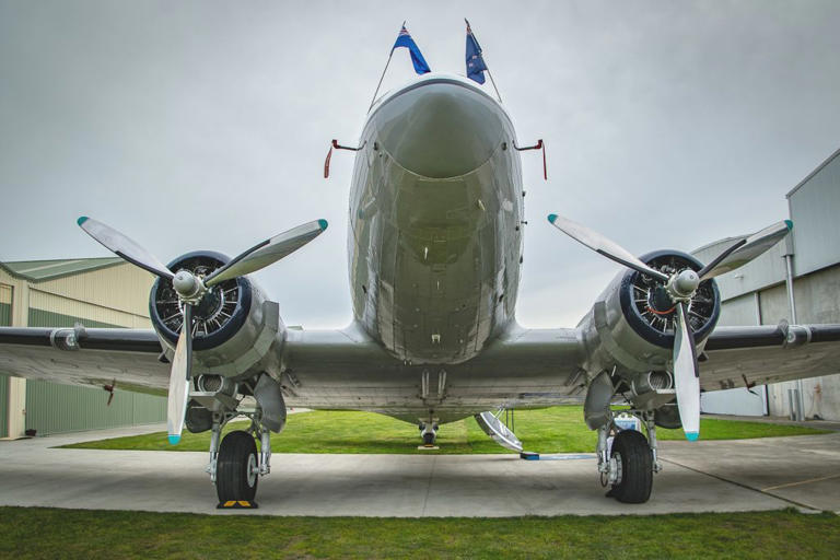 Globe-trotting DC-3 Spirit of Douglas celebrated at premium luncheon