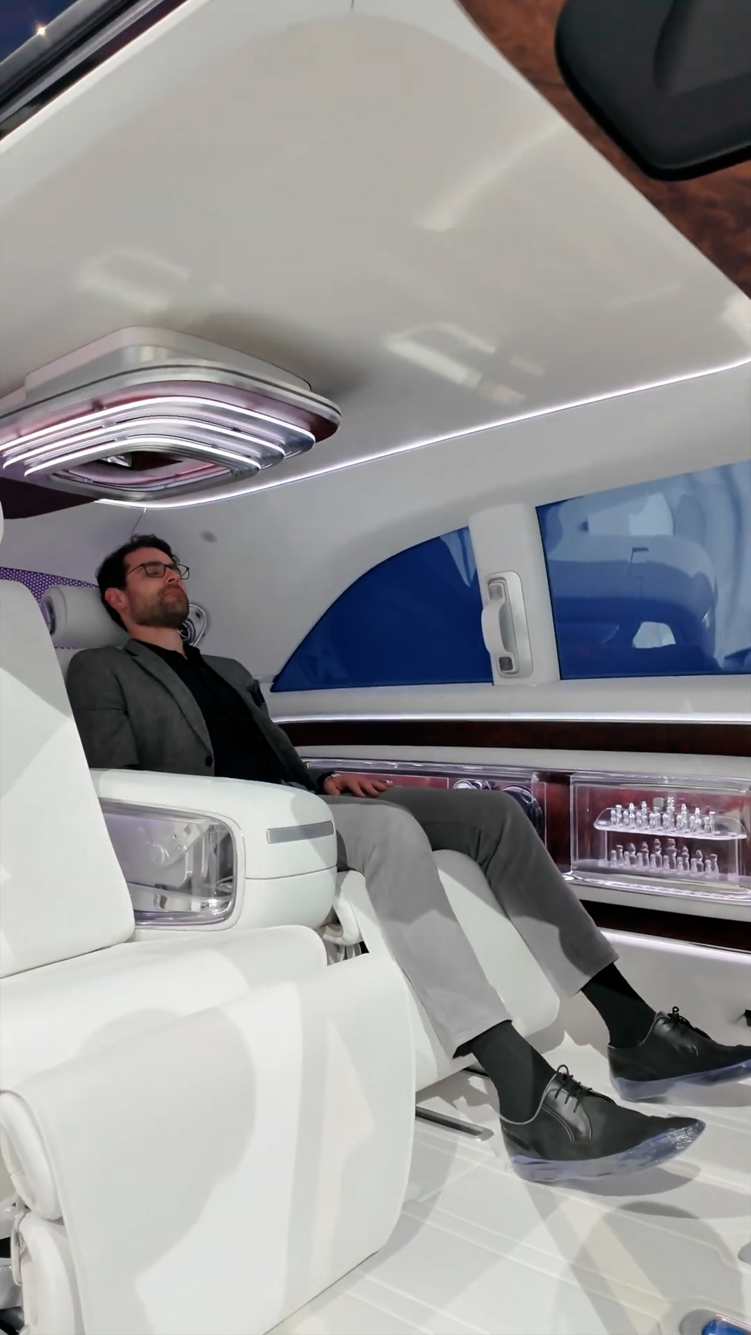 This van interior prioritizes comfort and luxury