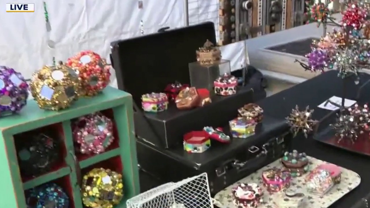 Artists showcase work at Bayshore Fall Fest