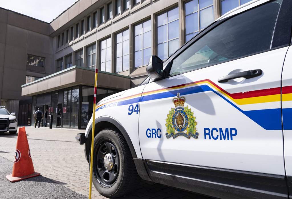 Pedestrian dead following early morning collision near Moncton, NB