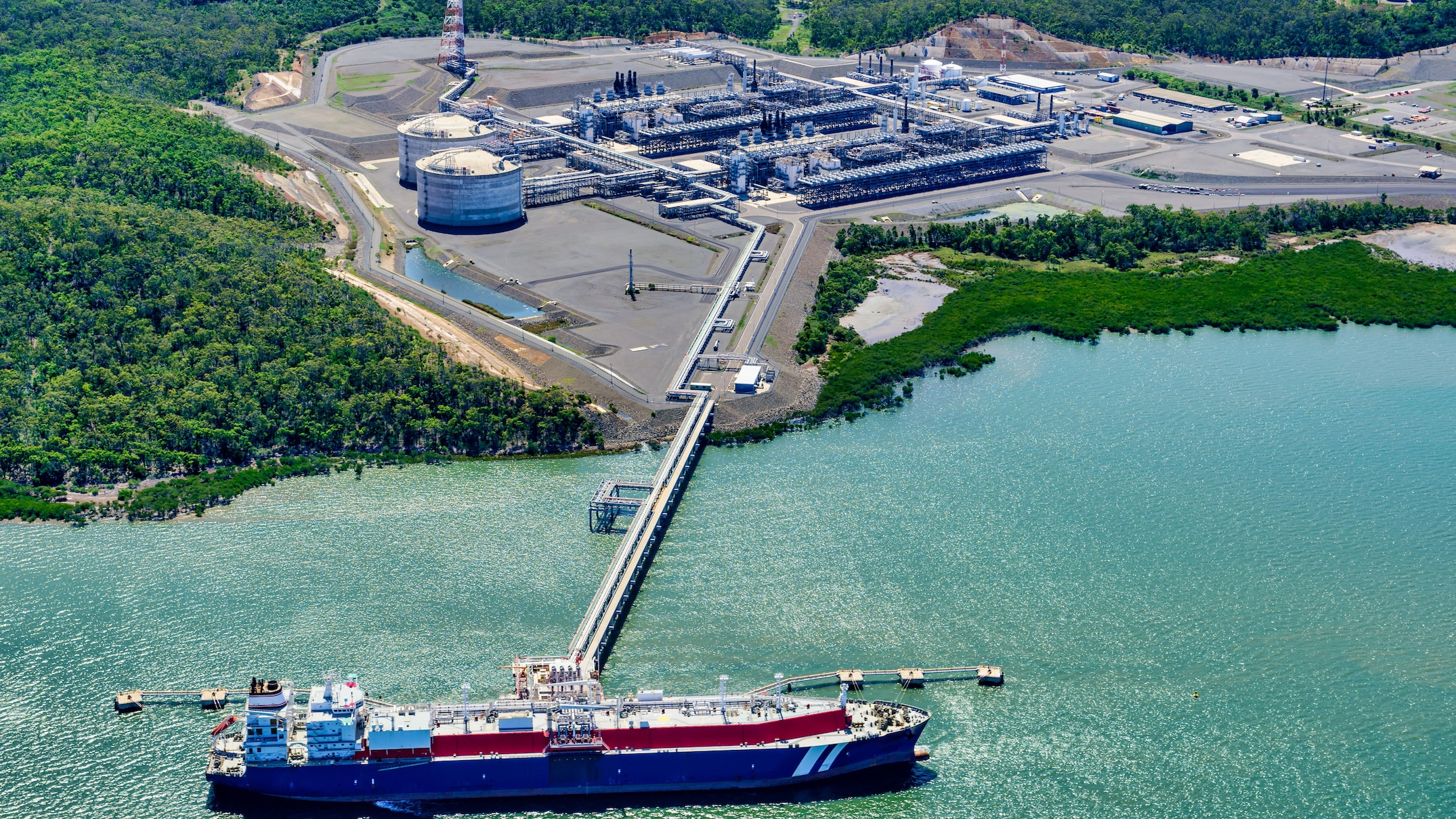 Critics say 'Santos-sized loopholes' will make gas reservation a joke