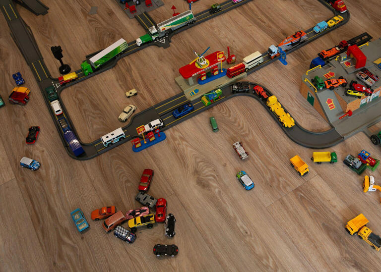 Parents driving up sales of screen-free toys this Christmas, retailers ...