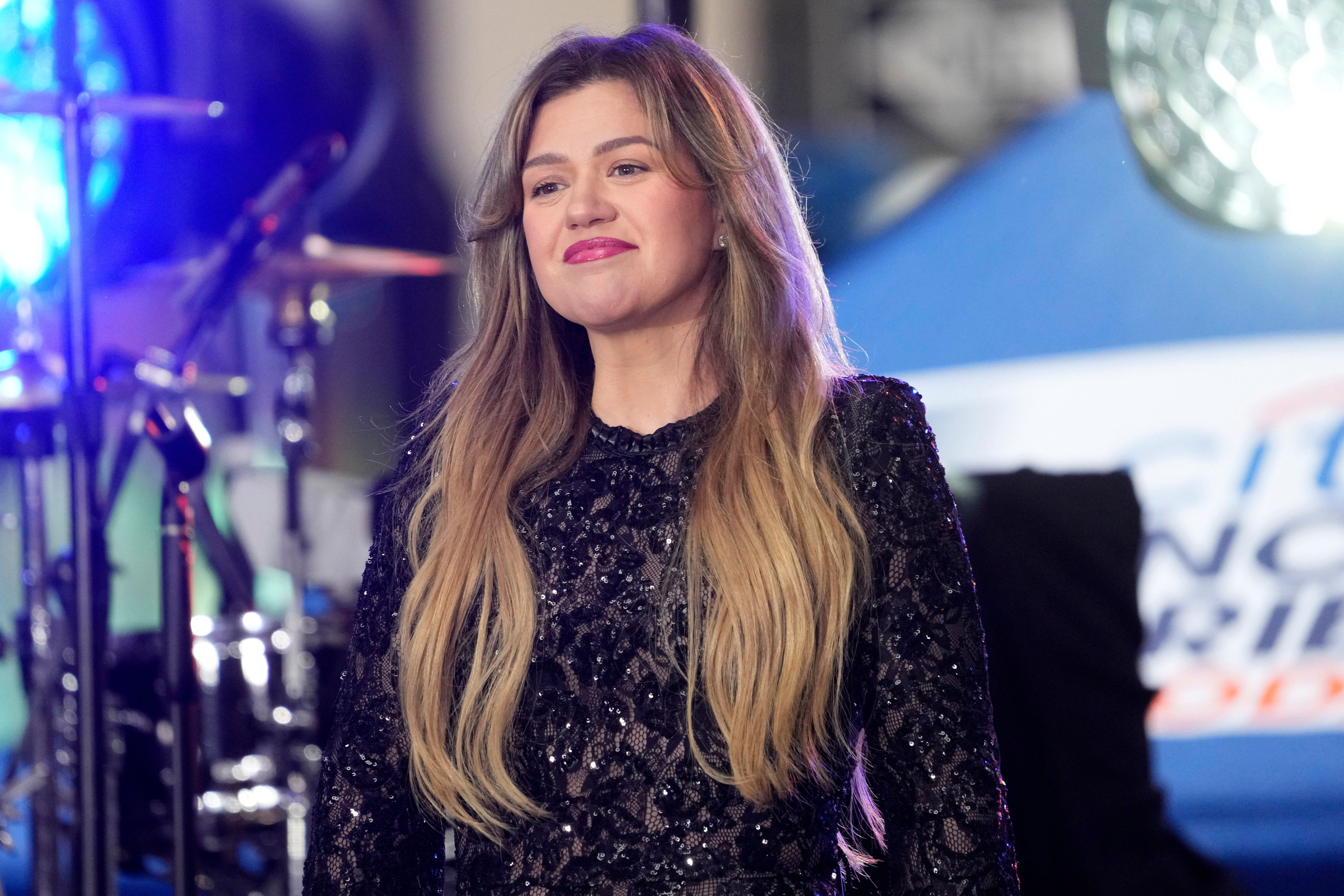 Brooklyn store responds to Kelly Clarkson's 'Pretty Woman' claims