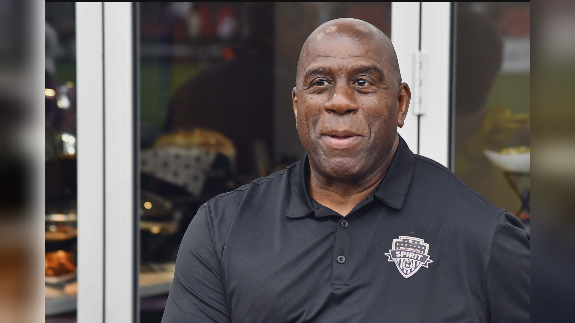 Magic Johnson questions Commanders clock management in 27-27 tie with ...