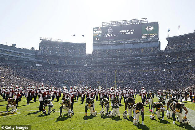 Packers hailed for 'classy move' as they put bitter rivalry with Bears ...