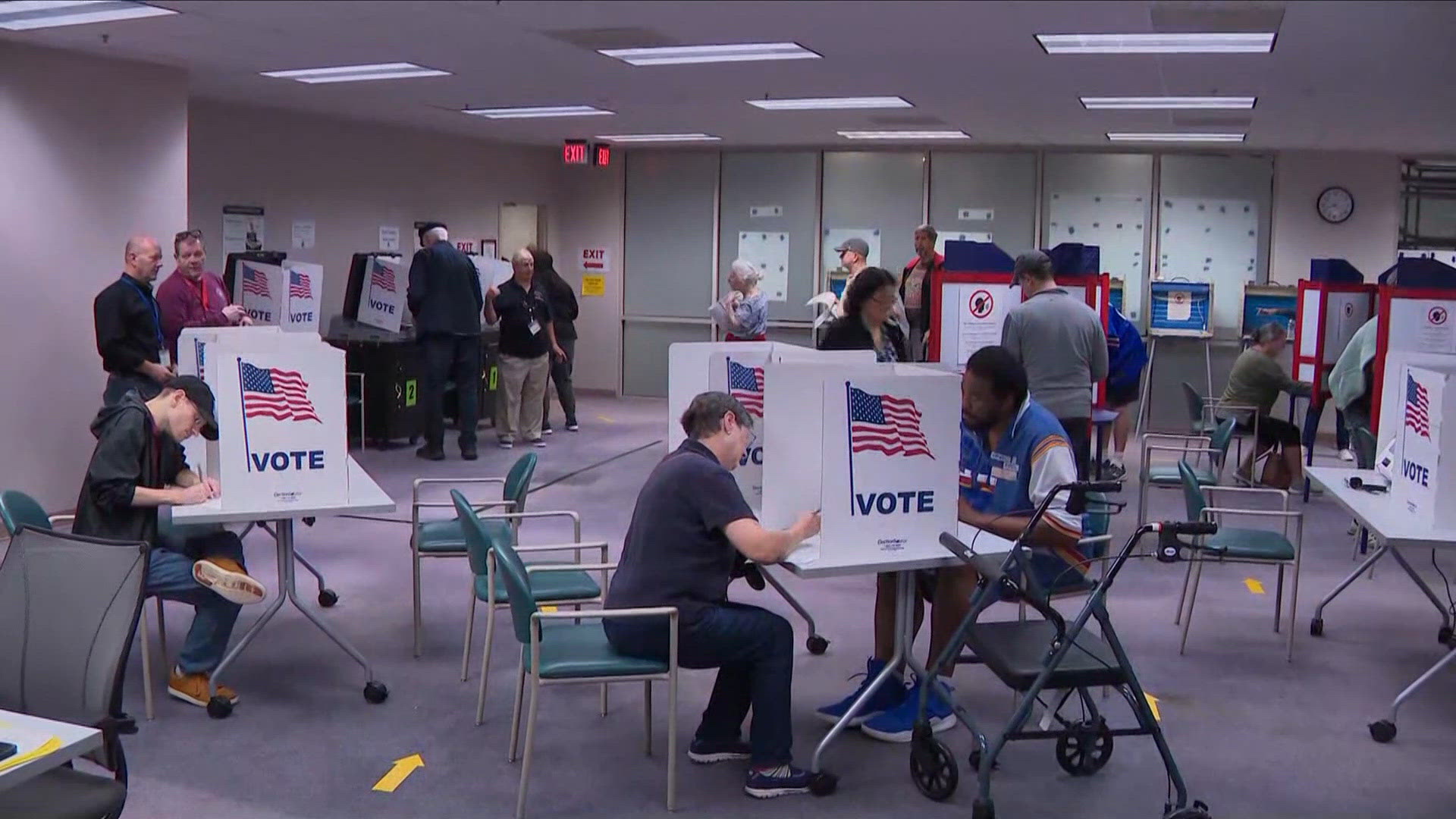 Midterm election latest: Can voters trust the polls?