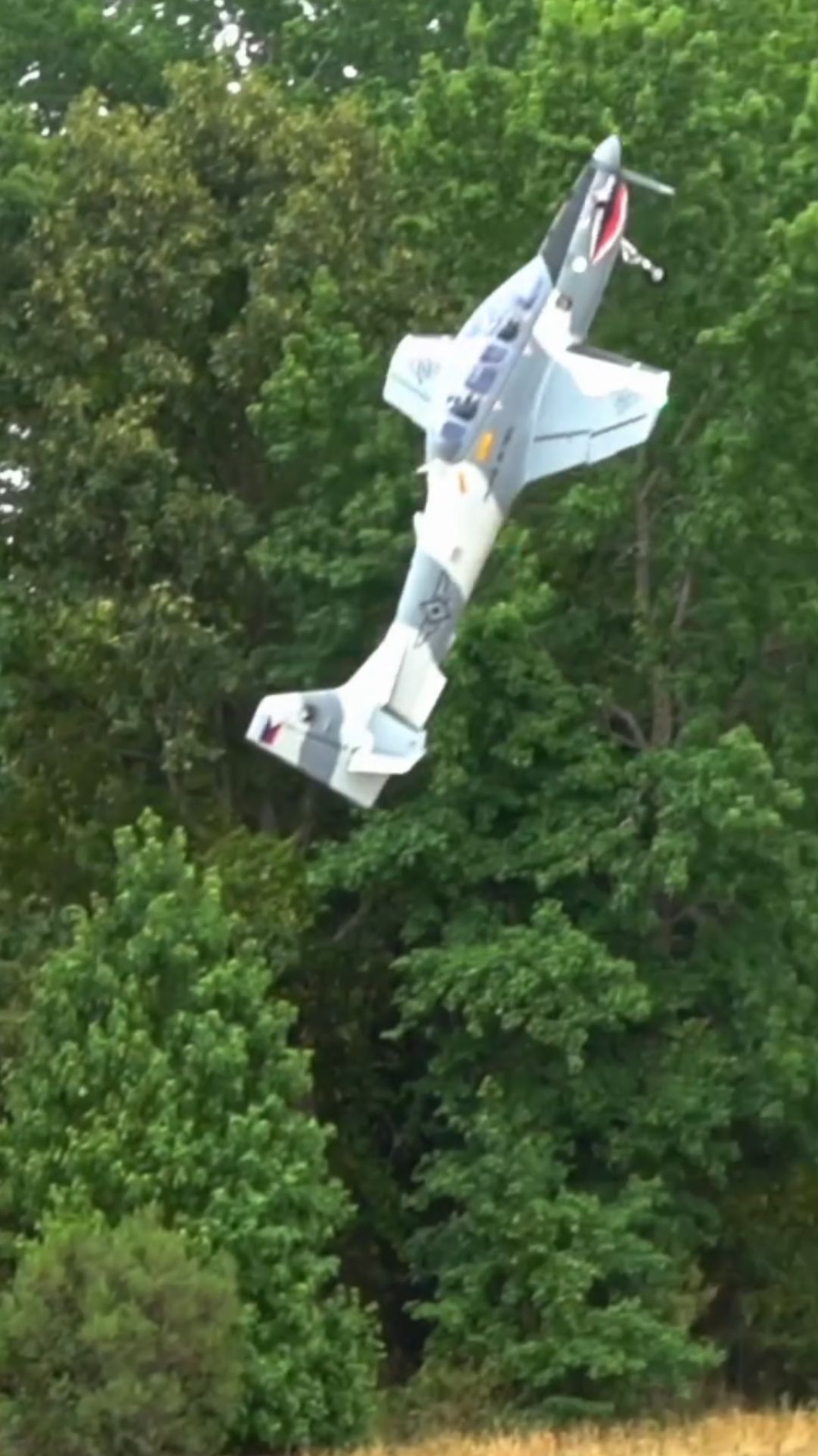 CNHL Super Tucano RC plane shows impressive flight control