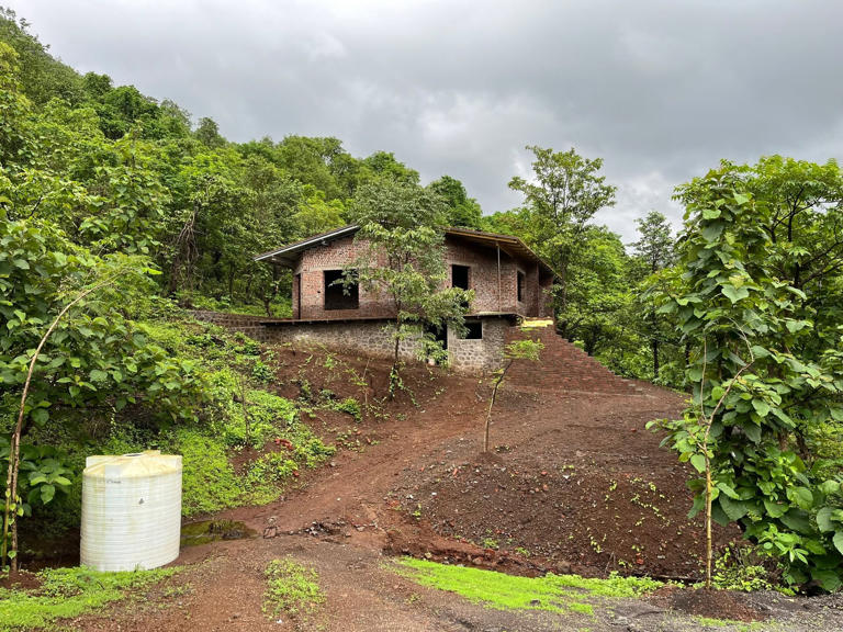 Imran Khan spent years building a home in nature. Here's what it looks like