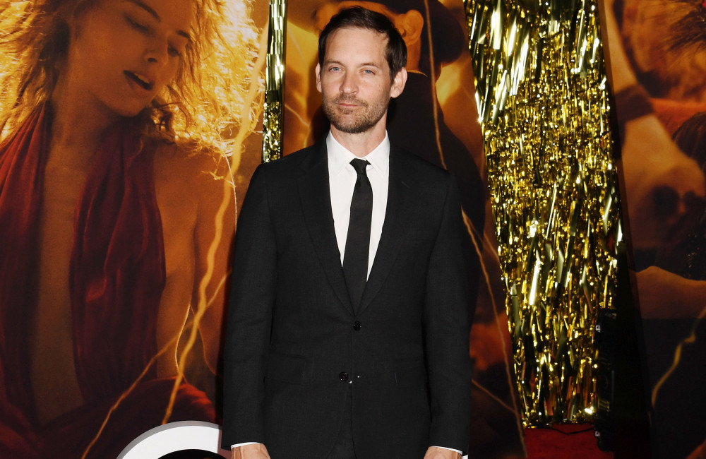 Tobey Maguire played a key role at the wedding of his ex-wife Jennifer ...