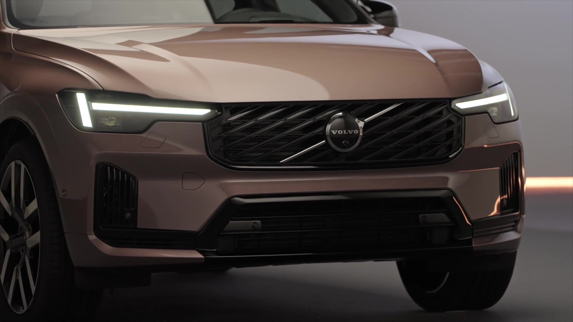 The Volvo XC60 Design details in Studio