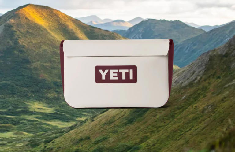 I'm a fashion writer – this is my autumn hiking checklist