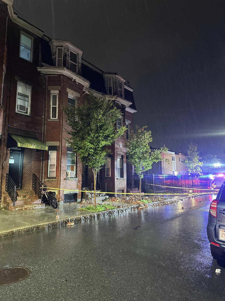 Chelsea building at risk of collapsing after exterior bricks fall