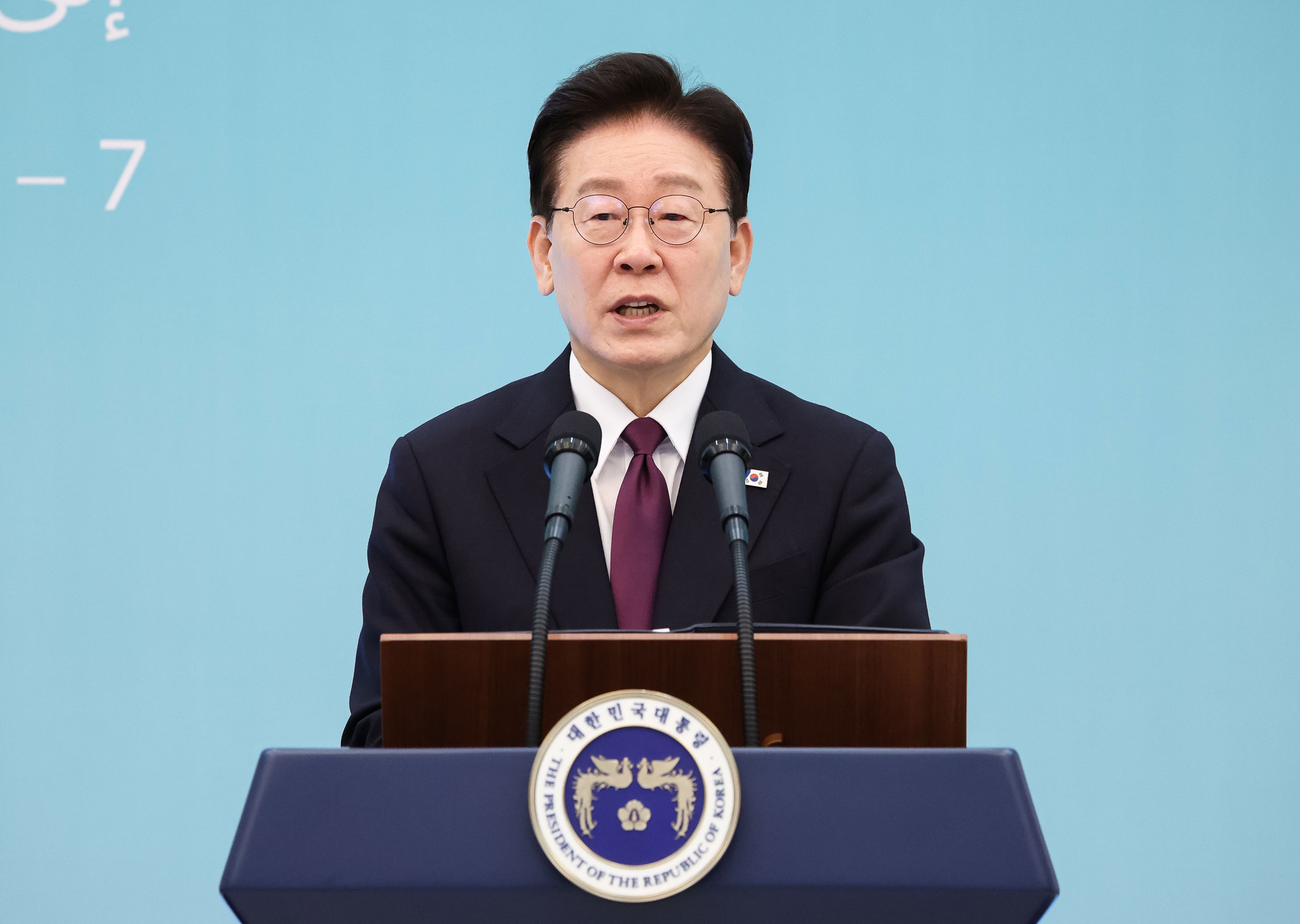 President Lee Jae Myung orders probe into heavy metal injections