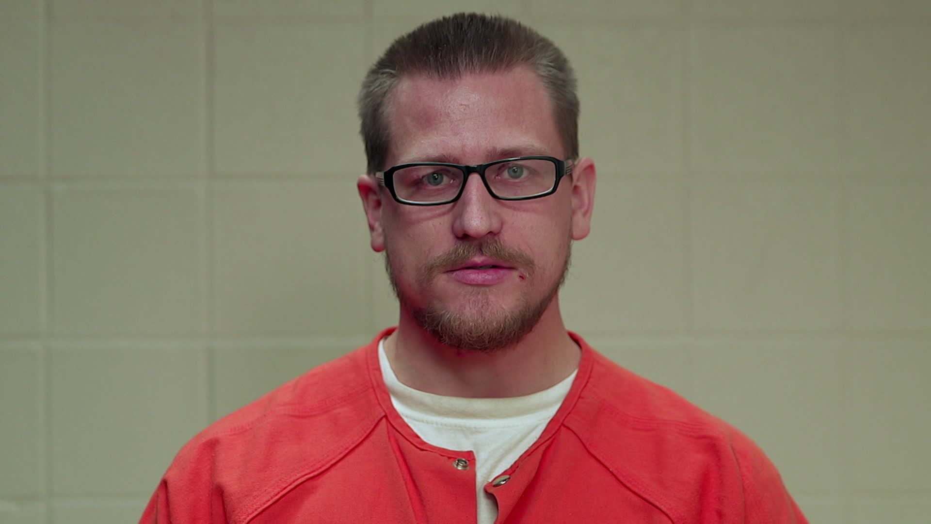 Officer finds hooch in Zac’s cell | 60 Days In